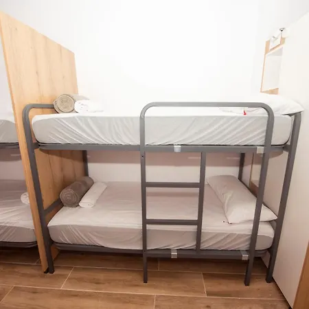 Vandrarhem Talieiro *