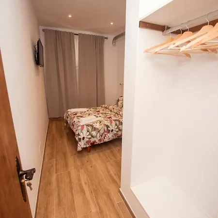 Talieiro Hostel *